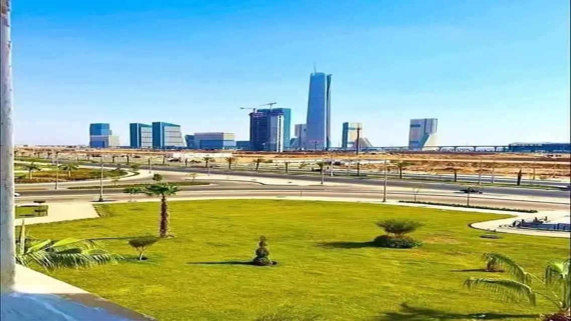 مساحة مكتبية متميزة للإيجار بموقع استراتيجي