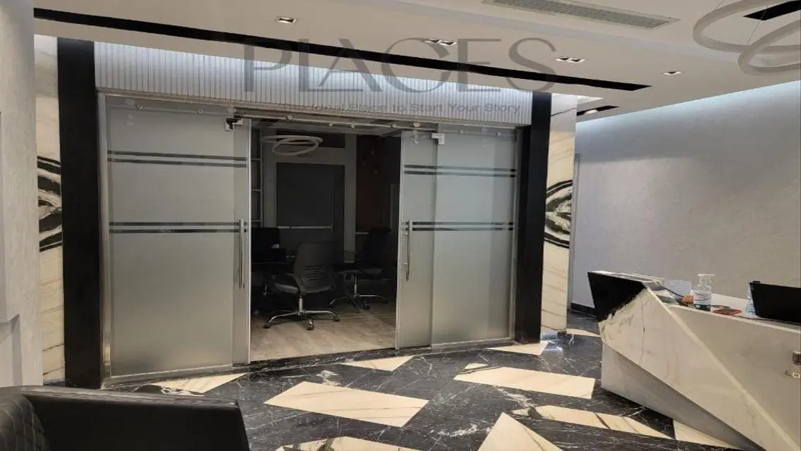 Luxury Property for Sale - 190 sqm with 3 Meeting Rooms
