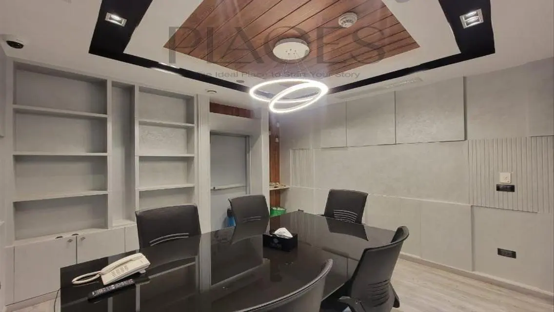 Luxury Property for Sale - 190 sqm with 3 Meeting Rooms