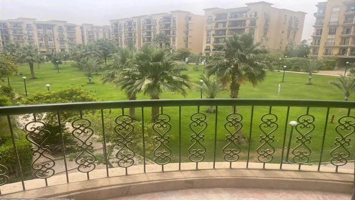 Luxurious Apartment for Sale with Spacious Areas