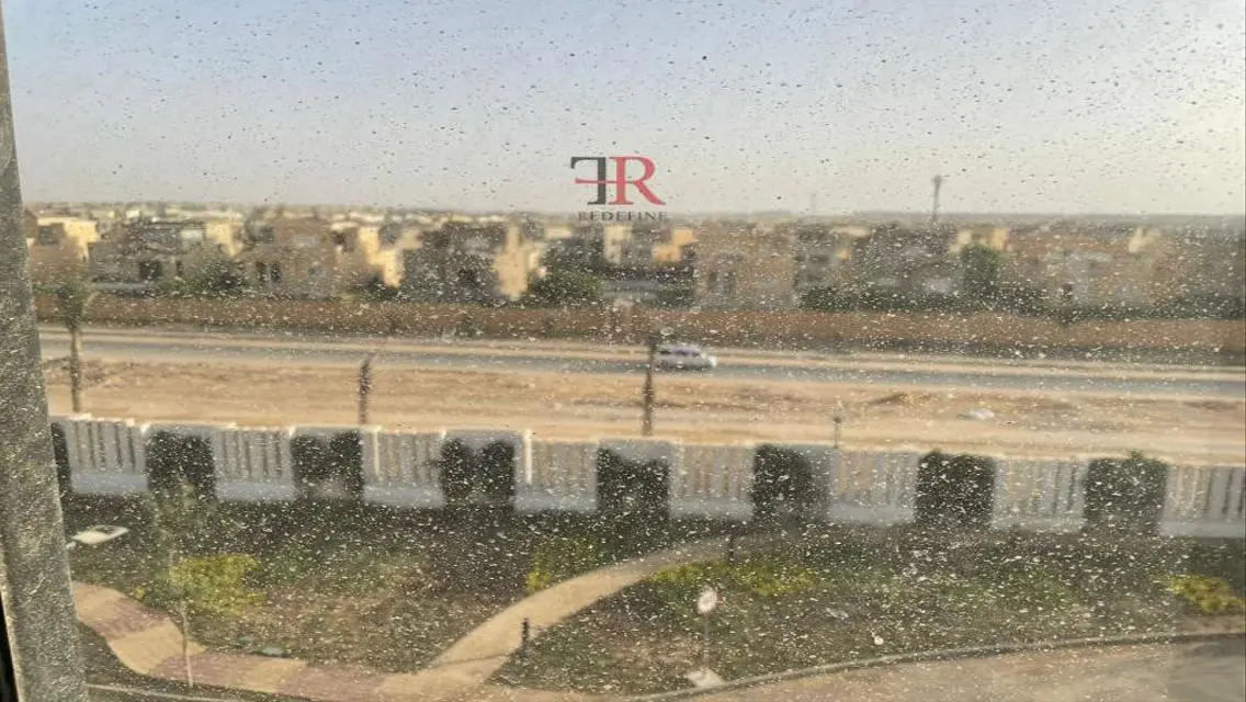 فيلا للبيع في فيلت في ريزيدنس بسوديك