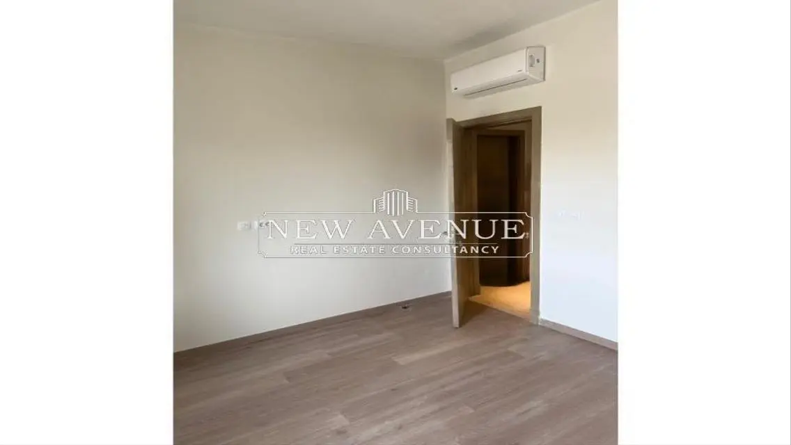 Luxury Apartment on a Major Landmark with 143 sqm