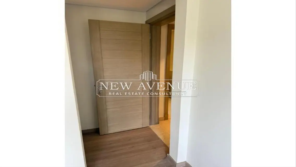 Luxury Apartment on a Major Landmark with 143 sqm