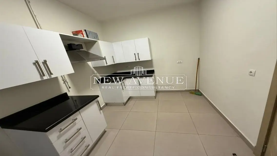 Luxury Apartment on a Major Landmark with 143 sqm