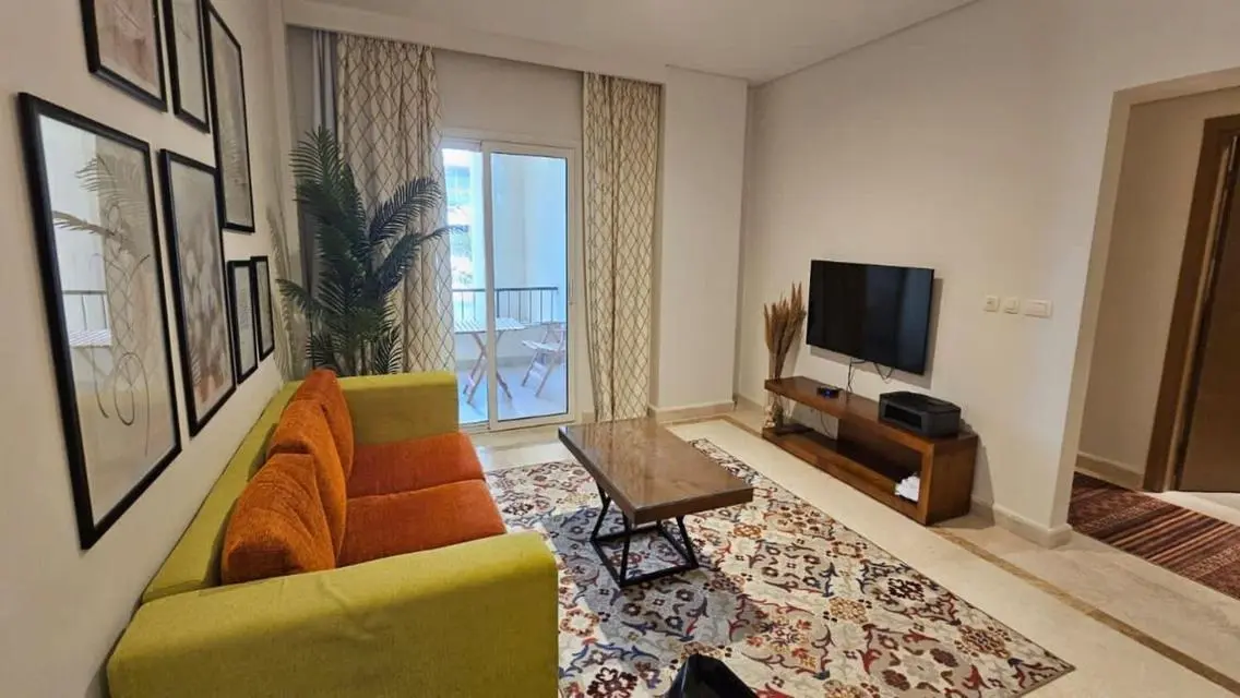 Luxurious Villa for Rent with Garden and Pool