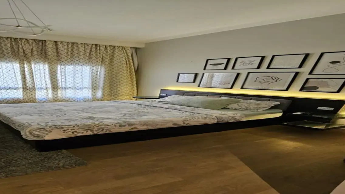 Luxurious Villa for Rent with Garden and Pool