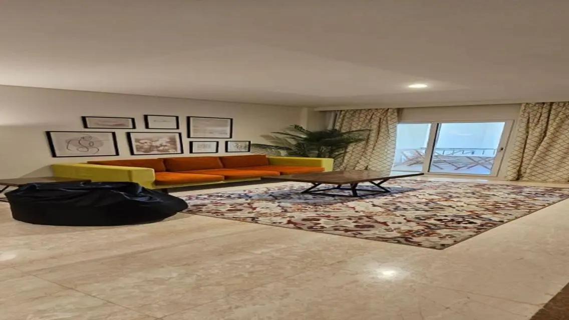 Luxurious Villa for Rent with Garden and Pool