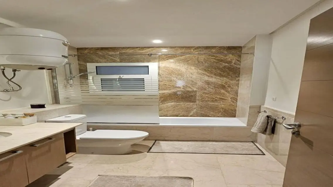 Luxurious Villa for Rent with Garden and Pool