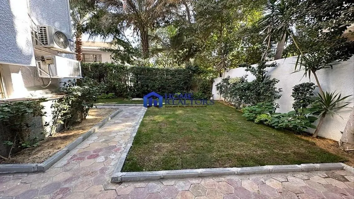 فيلا مجددة للإيجار في المعادي سرايات
