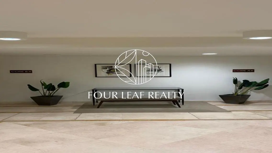 Luxurious Apartment with Private Pool and Garden in Prime Location