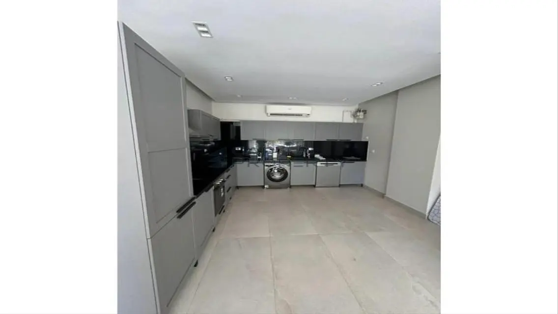 Stunning Lakeside Apartment for Sale