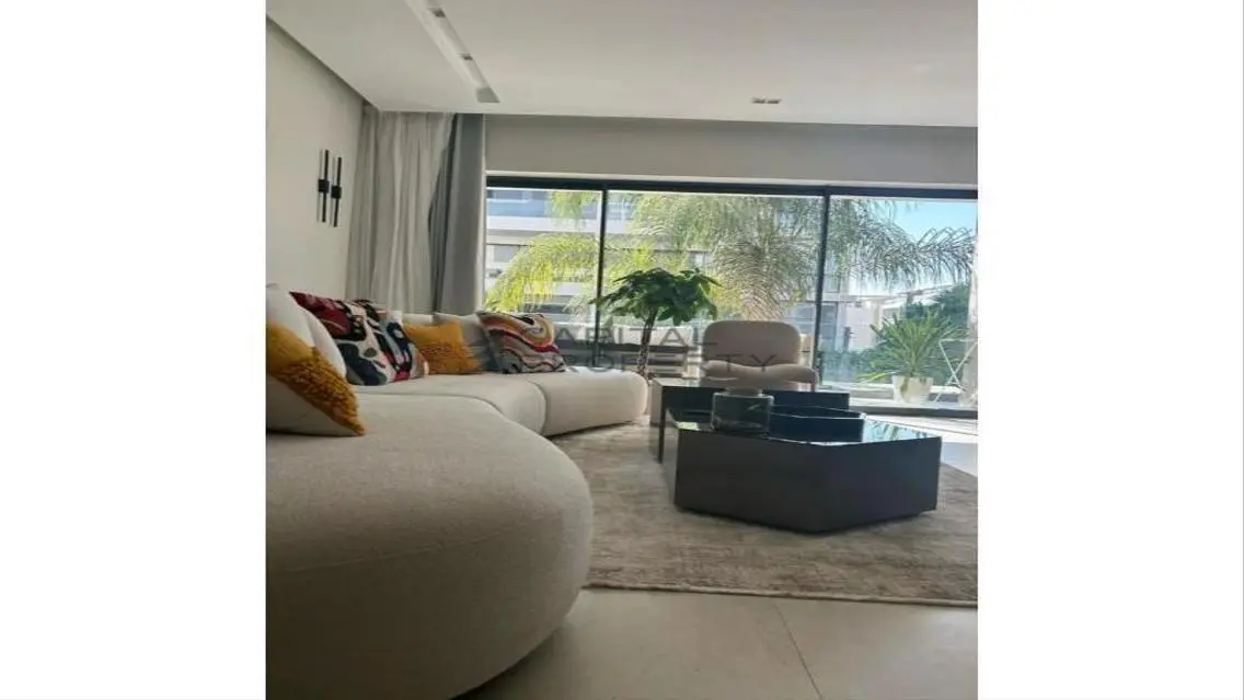 Stunning Lakeside Apartment for Sale
