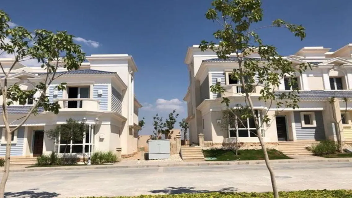 Luxury Apartment with Private Garden and Shared Pool