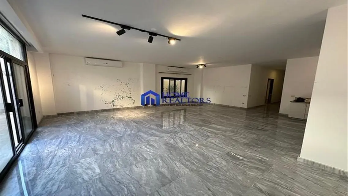 Modern Duplex for Rent in West Golf Compound