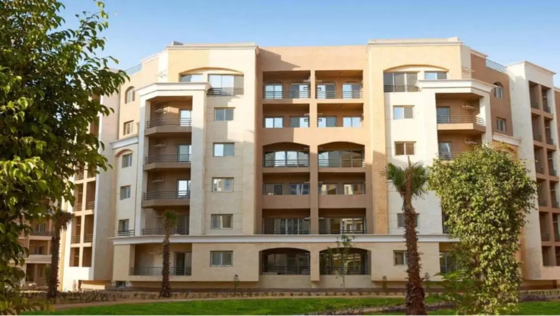 Luxury Apartment with Balcony and Shared Pool