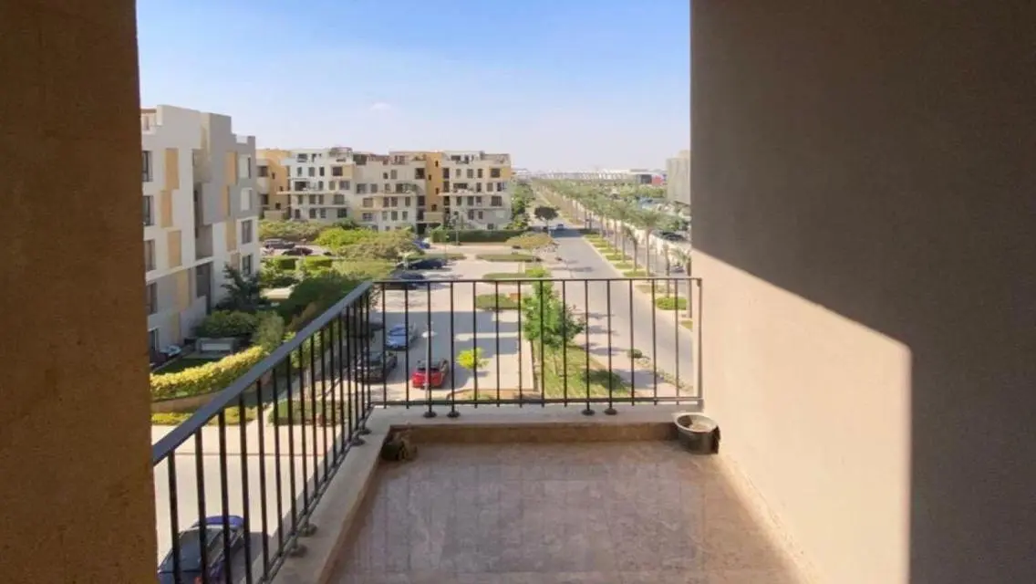 Luxury Apartment in Eastown at a Great Price
