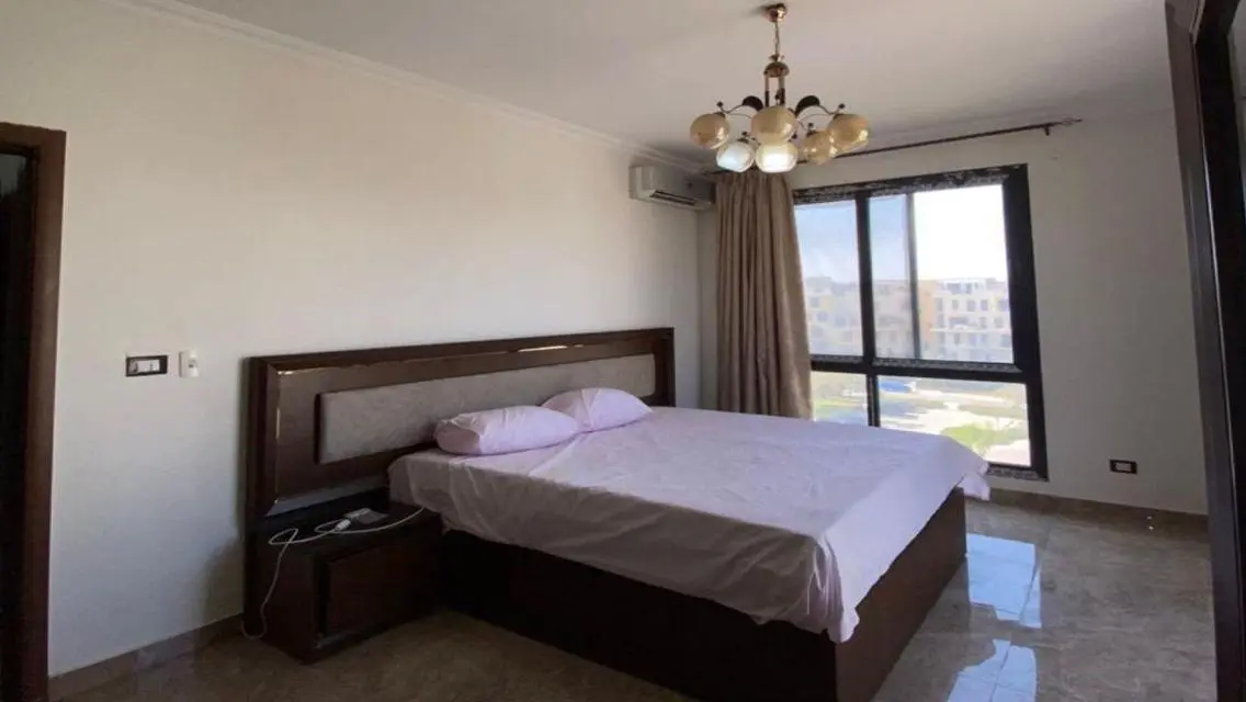 Luxury Apartment in Eastown at a Great Price