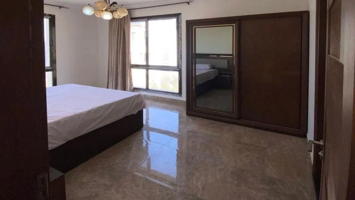 Luxury Apartment in Eastown at a Great Price