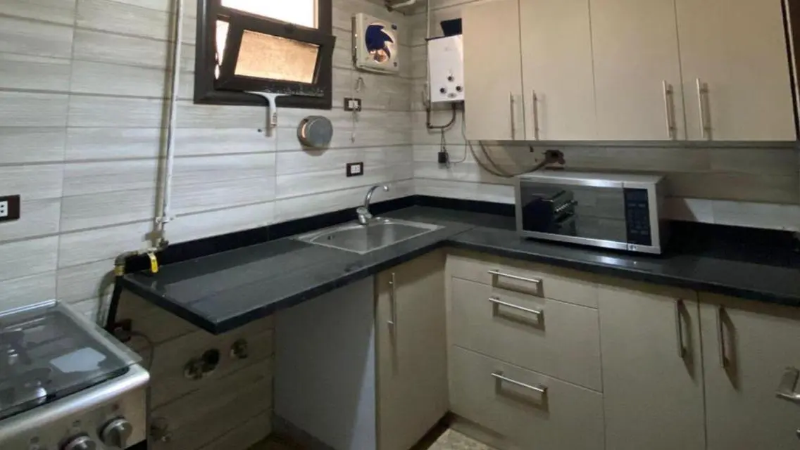 Luxury Apartment in Eastown at a Great Price