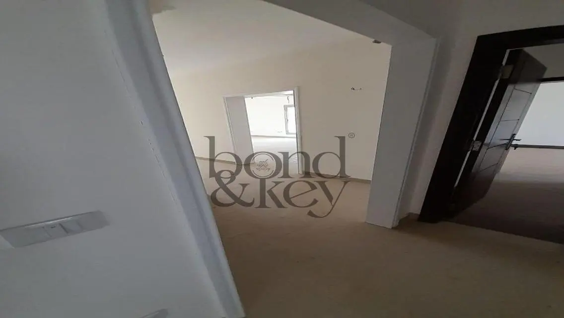 Luxurious Villa for Sale - VGK-173