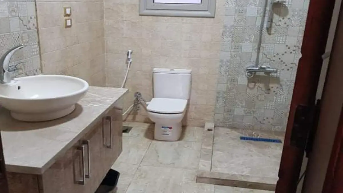 فيلا فاخرة مع مسبح خاص وإطلالة خلابة