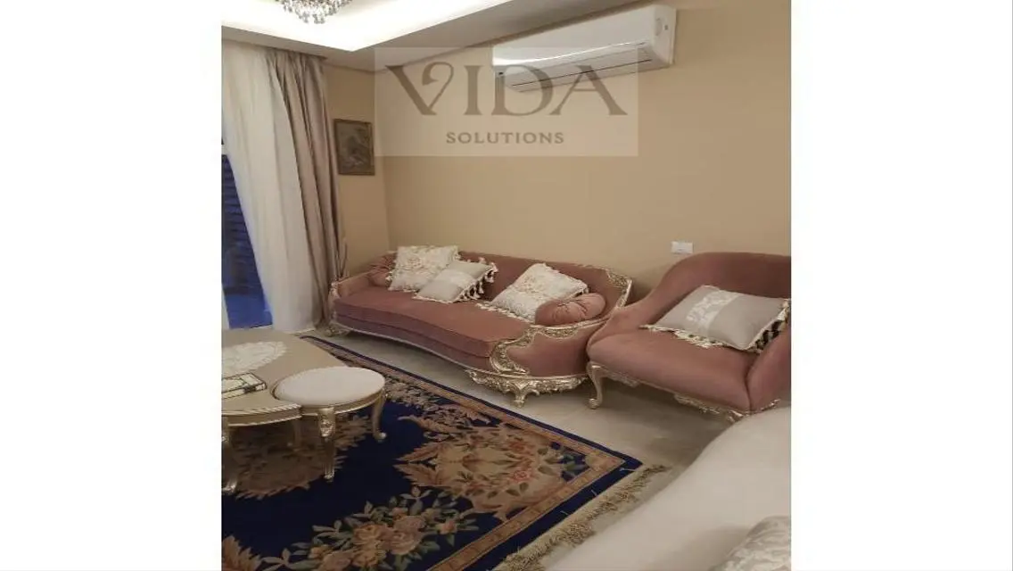 شقة فاخرة مع إطلالة على البحيرة