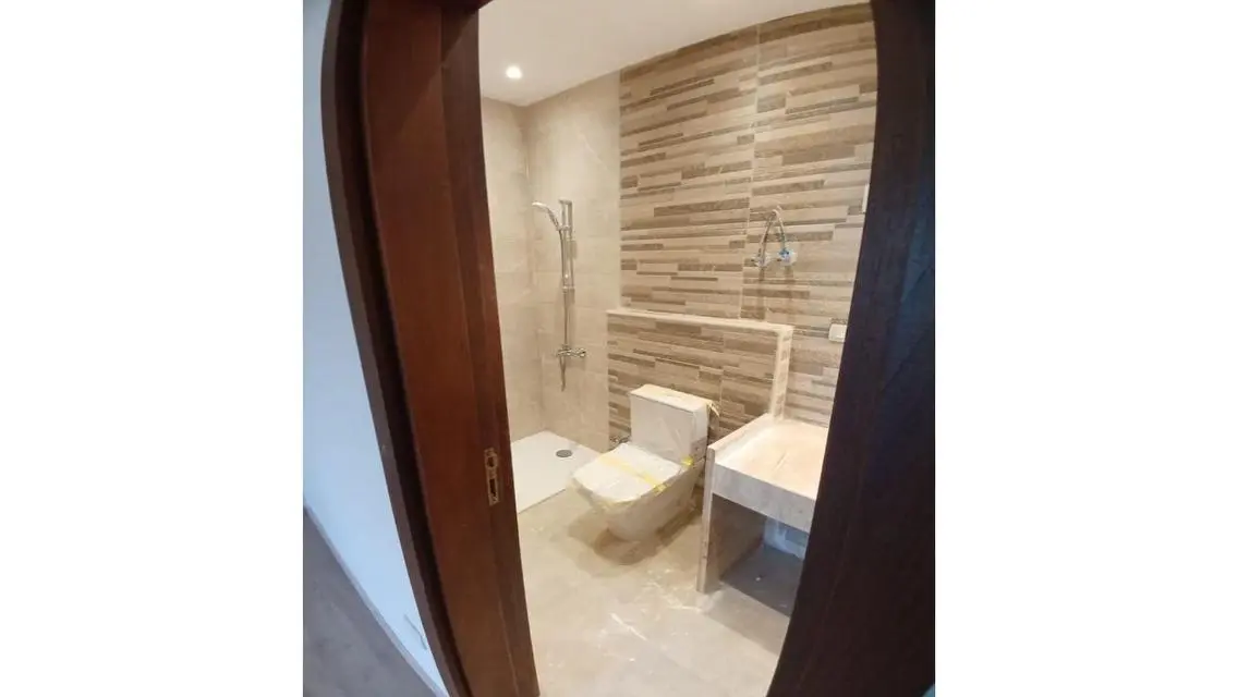 Stunning 156 sqm Apartment in Prime Location