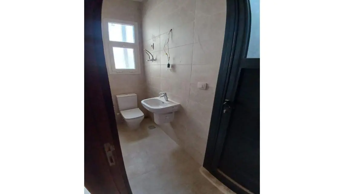 Stunning 156 sqm Apartment in Prime Location