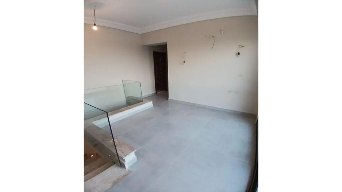 Stunning 156 sqm Apartment in Prime Location