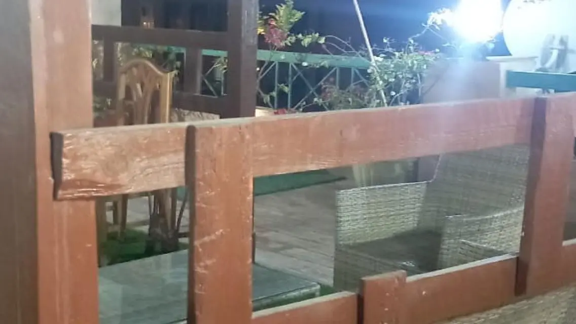 منزل فاخر وسط المناظر الطبيعية الخلابة