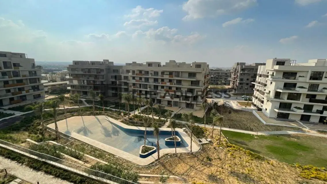 Luxurious Villa for Sale with Private Pool and Garden