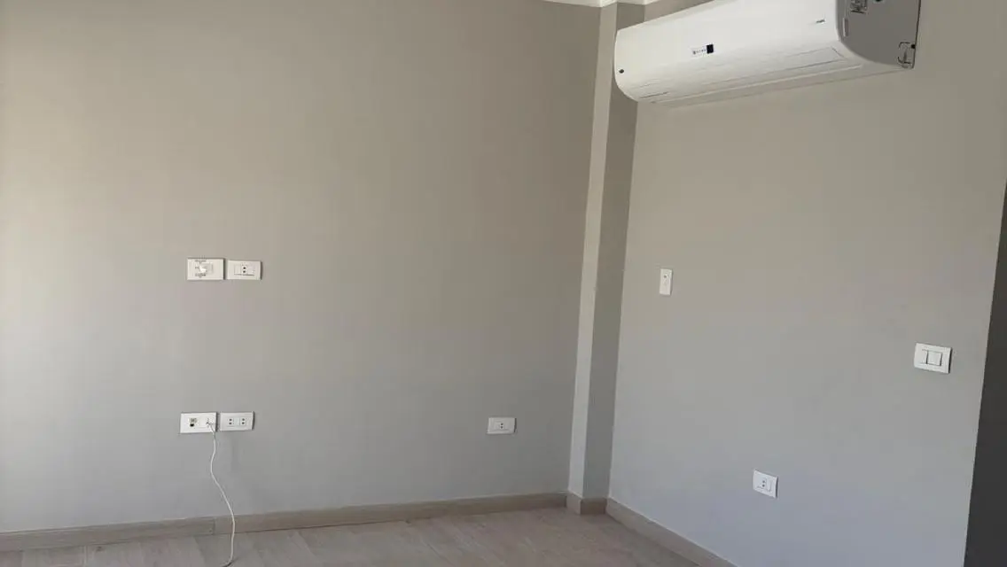 Luxury 165 sqm Apartment in Prime Location