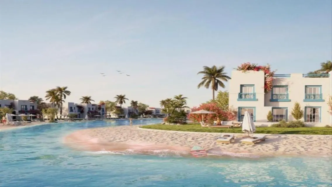 Luxury 5-Bedroom Villa with Private Garden and Pool for Sale