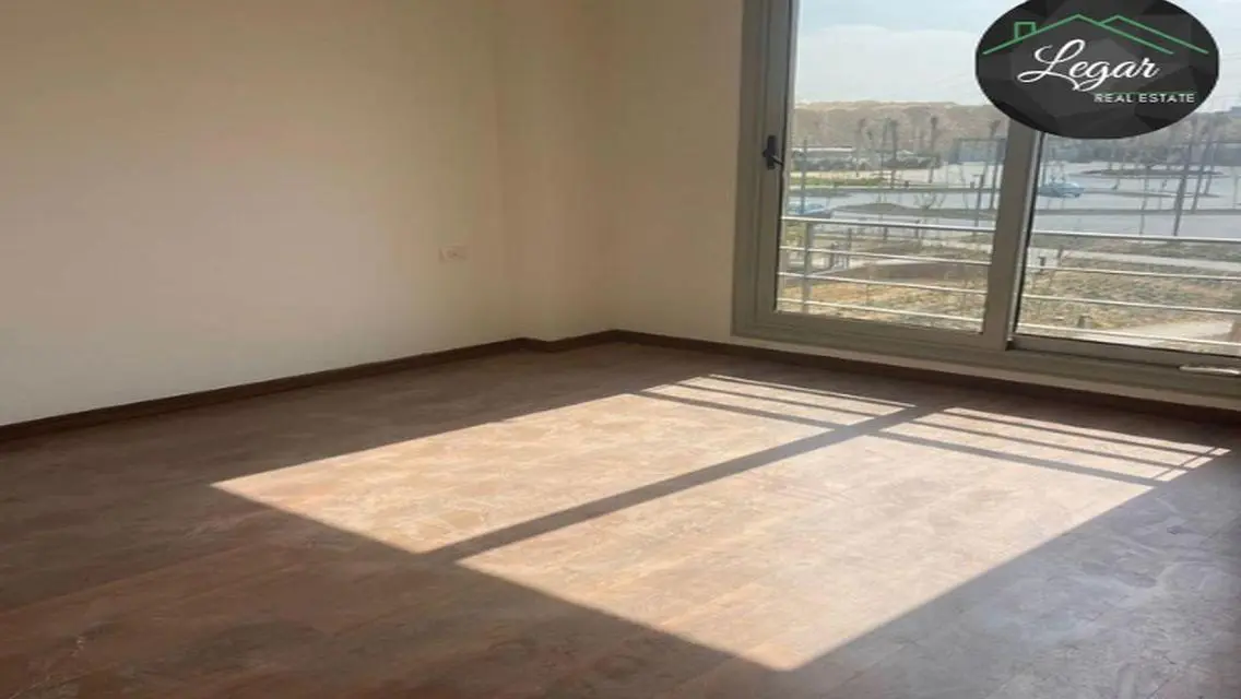 فرصة رائعة للإيجار في بالم باركس بسعر ممتاز
