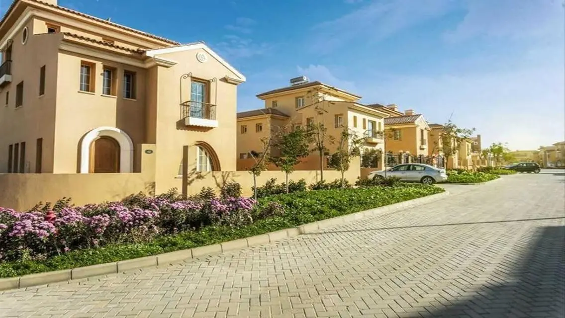 Luxurious Villa with 380 Square Meters in a Prime Location