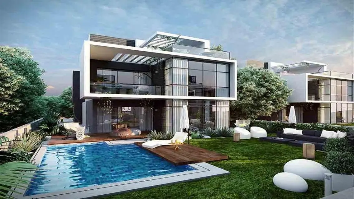 Luxury Villa in Fifth Square - with Private Pool and Garden