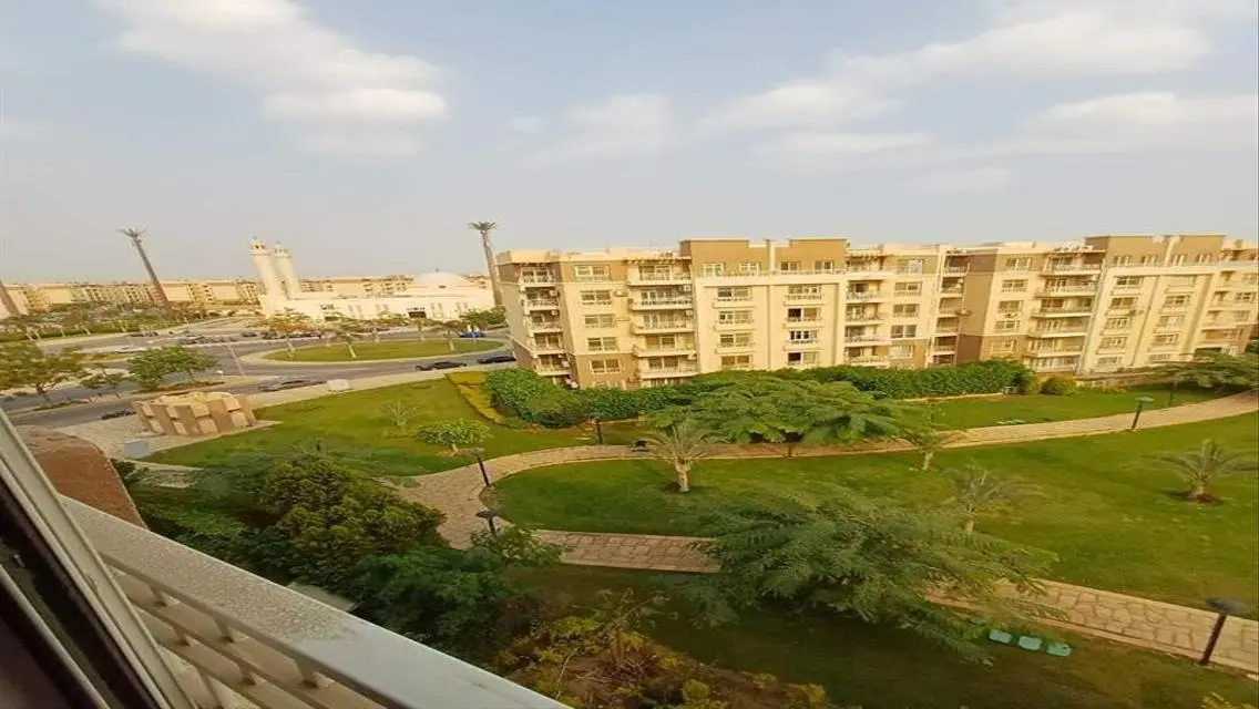 Luxury Villa for Sale at 5,640,000 EGP - 3 Bedrooms with Stunning Views