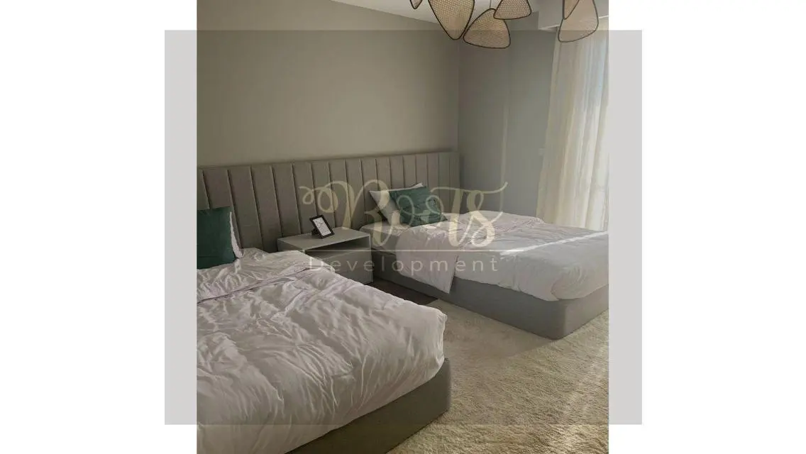 Luxury Apartment with 203 m² and Central AC with Balcony