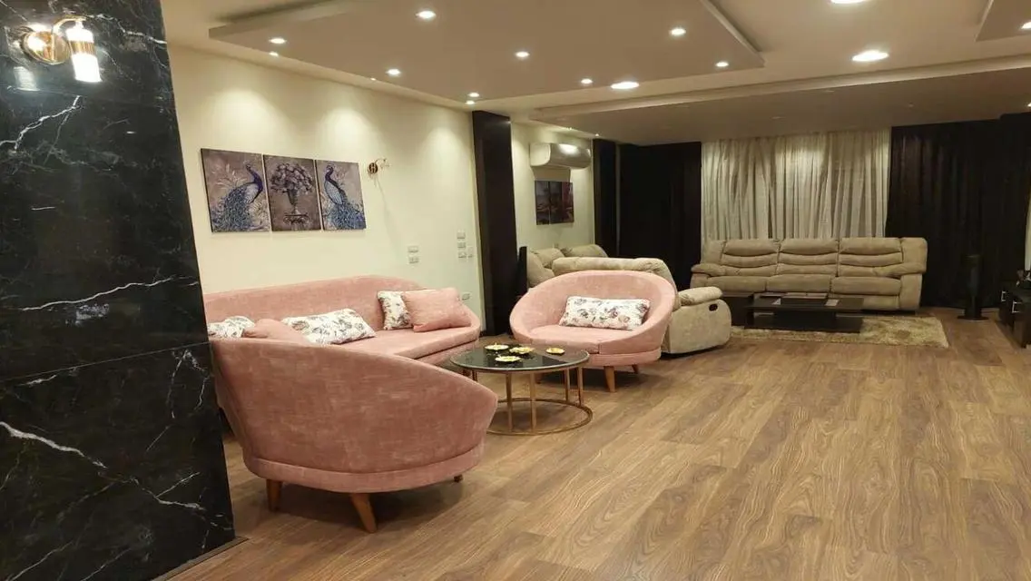 Luxurious Apartment for Sale with Lake View