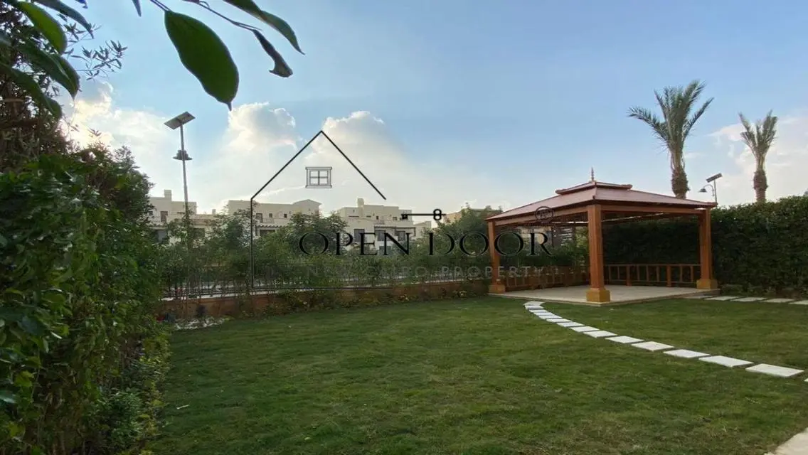 Luxurious 5-Room Apartment with Private Garden and Premium Amenities