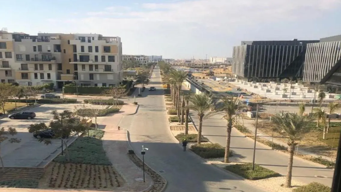 Luxurious Apartment for Sale in Eastown at an Attractive Price