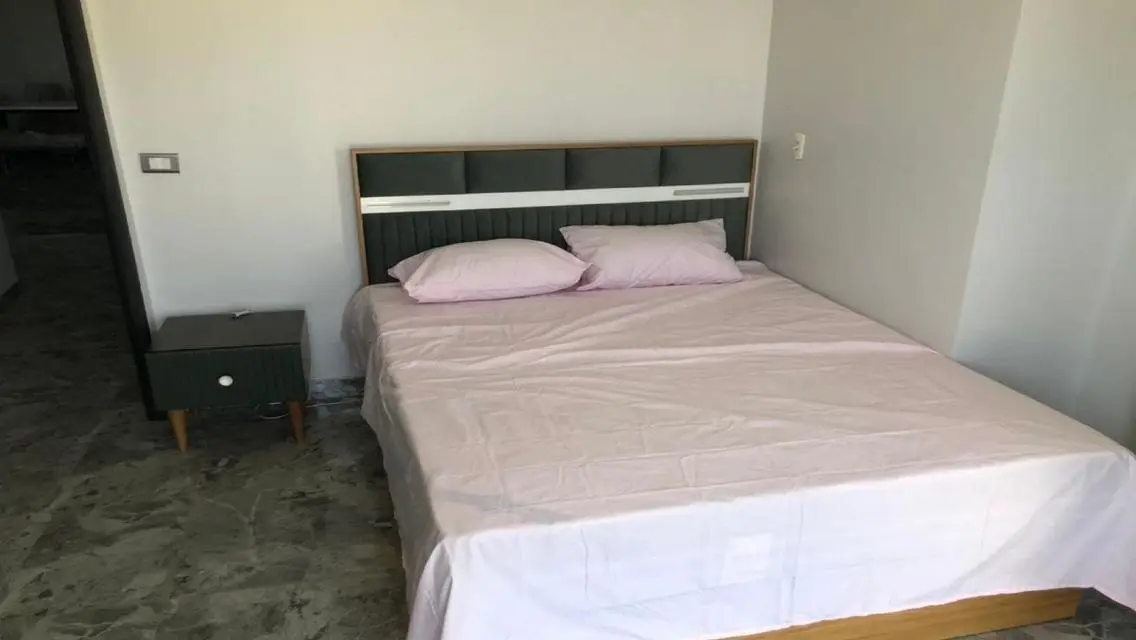 Luxurious Apartment for Sale in Eastown at an Attractive Price