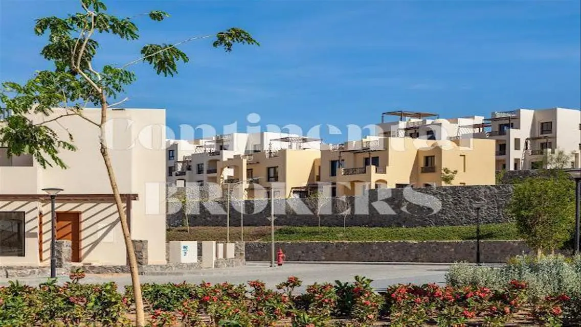 Luxury Apartment in Makadi Heights with Private Garden and Pool