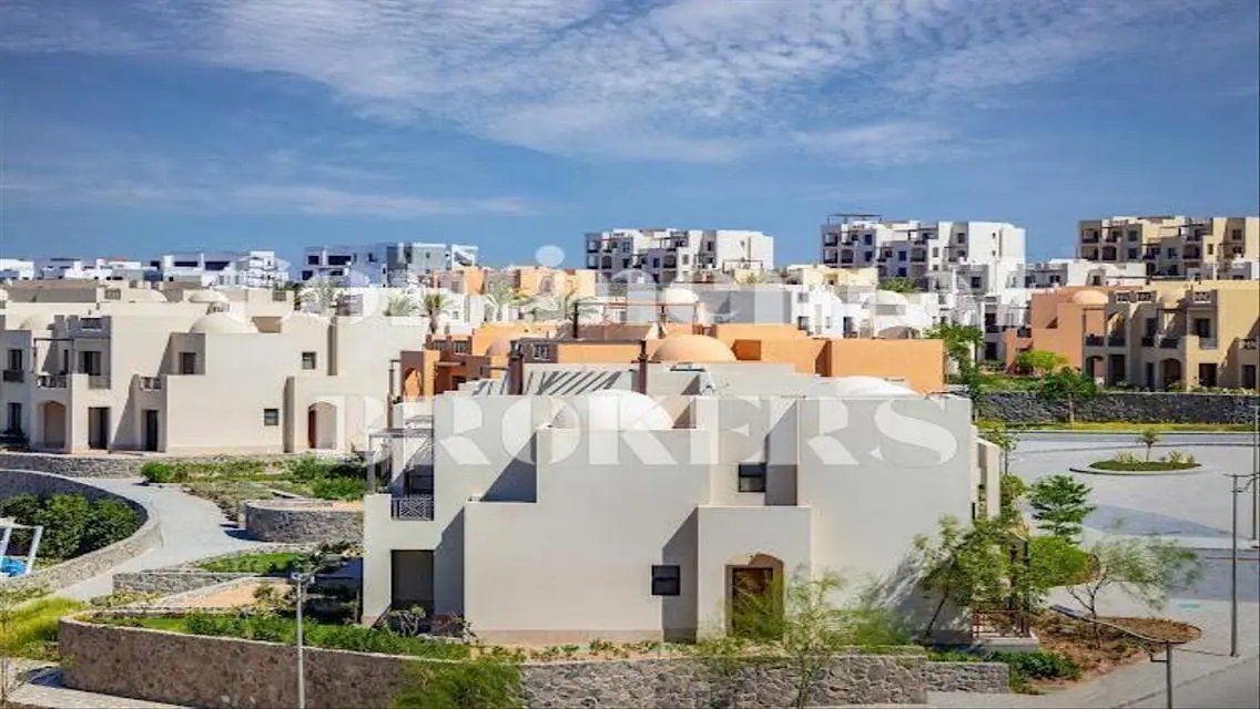 Luxury Apartment in Makadi Heights with Private Garden and Pool