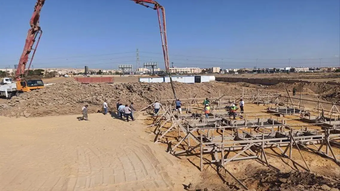 فيلا فاخرة للبيع على بحيرات بواجهة رائعة