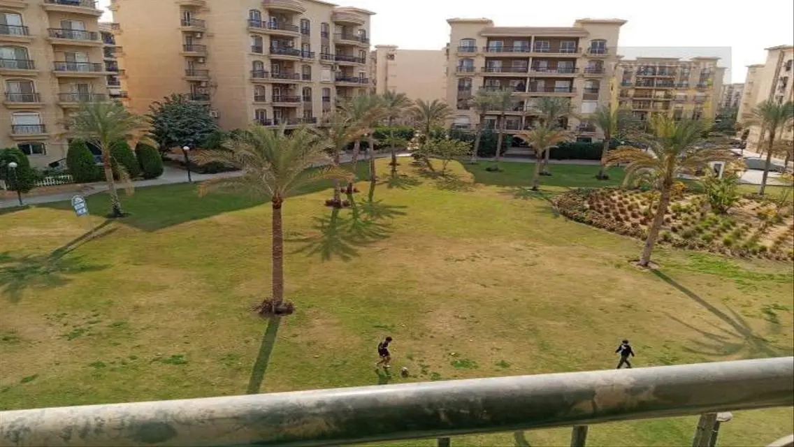 شقة فاخرة 3 غرف نوم للإيجار في المعادي