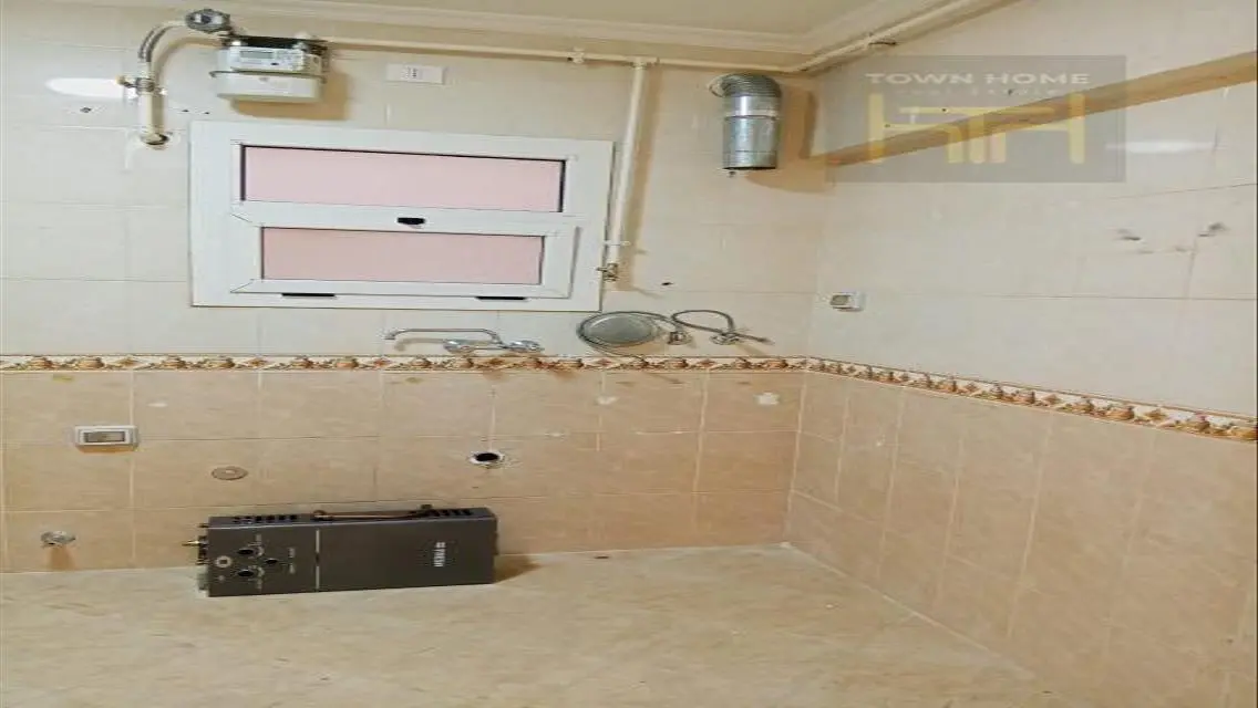 شقة فاخرة 3 غرف نوم للإيجار في المعادي