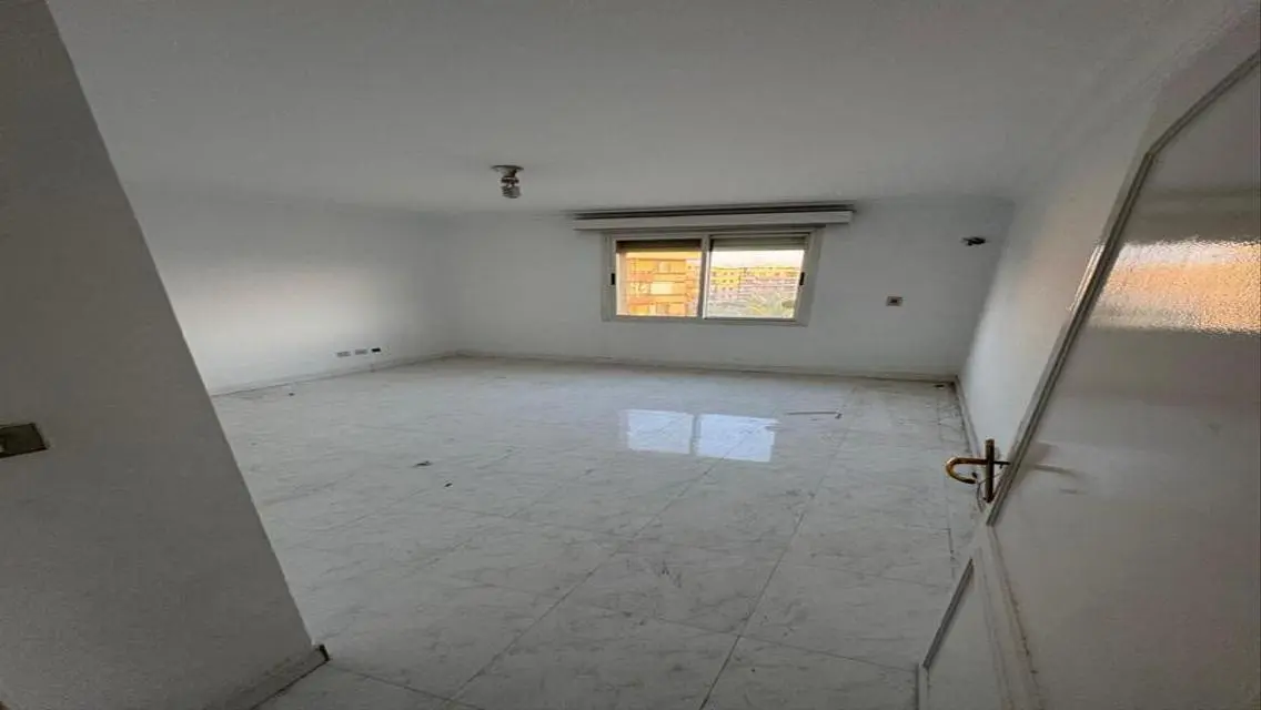 Luxury Apartment for Sale - 200 sqm