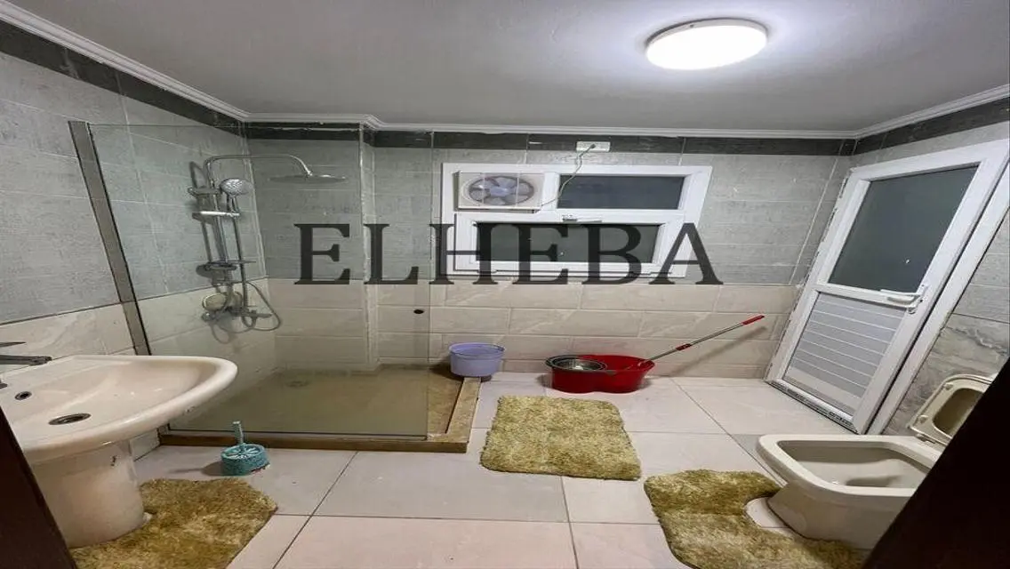 مساحة تجارية في B11 - مركز تسوق مفتوح