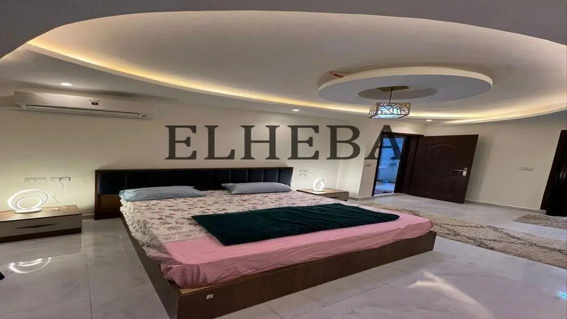 مساحة تجارية في B11 - مركز تسوق مفتوح